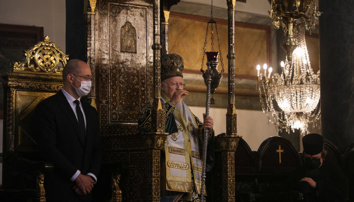 Премьер-министр Украины Денис Шмыгаль и патриарх Варфоломей на Фанаре. Фото: Пресс-служба Кабмина