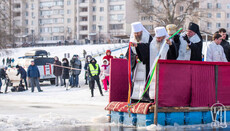 De Bobotează Primatul Bisericii Ortodoxe Ucrainene a sfințit apele Niprului