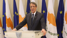 Кіпр не повернеться до практики видачі «золотих паспортів»