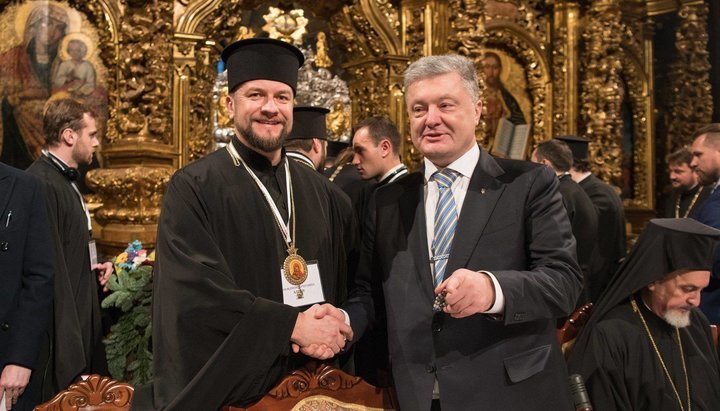 Adrian Kulik (left) with Petro Poroshenko. Photo: gordonua.com