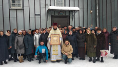 UOC community in Mykhalcha celebrates 2 year-prayer standing for its church
