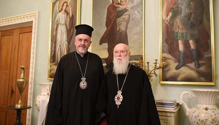 Митрополит Еммануїл і Філарет Денисенко. Фото: romfea.news