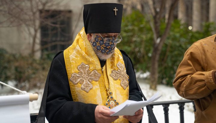 Архієпископ Нью-Йорка Михаїл молиться про припинення абортів. Фото: telegram-канал Orthodox Christians for Life