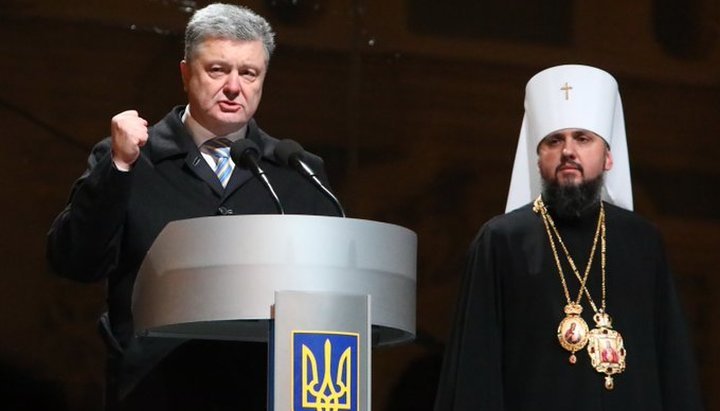 The head of the OCU Epiphany Dumenko and Petro Poroshenko. A photo: twitter.com/dprunews