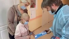 Одеська єпархія УПЦ передала допомогу на 130 тис. грн для онкохворих дітей