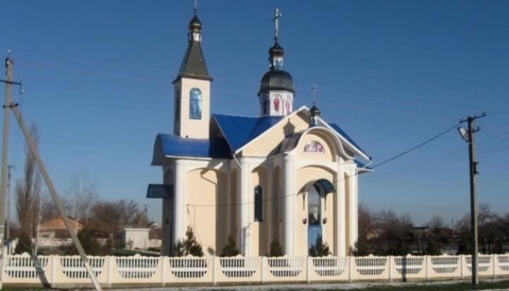 წმინდა მიძინების სახელობის ტაძარი სოფელ უსპენკაში. ფოტო: alexandria-eparhia.org.ua
