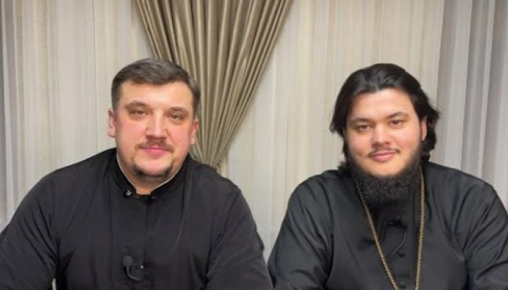 Deacon Andrey Palchuk and Archpriest Maximian Pogorelovsky. Photo: a screenshot of the video of the YouTube channel of the Odessa Eparchy
