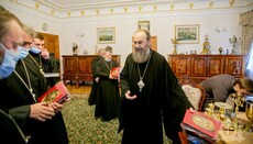 UOC Chancellor donates aid to parishes of Volodymyr-Volynsky Eparchy