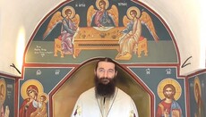 Ο κληρικός της Εκκλησίας της Ελλάδος αναθεμάτισε την OCU και τον Ντουμένκο