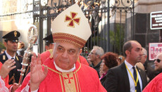 Католический епископ Сицилии отменил присутствие крестных на крещении