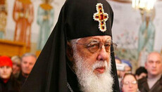 В Тбилиси тысячи митингующих собрались в поддержку Церкви и Патриарха