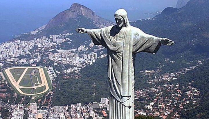 Статуя Христа-Искупителя в Рио-де-Жанейро. Фото: xsport.ua