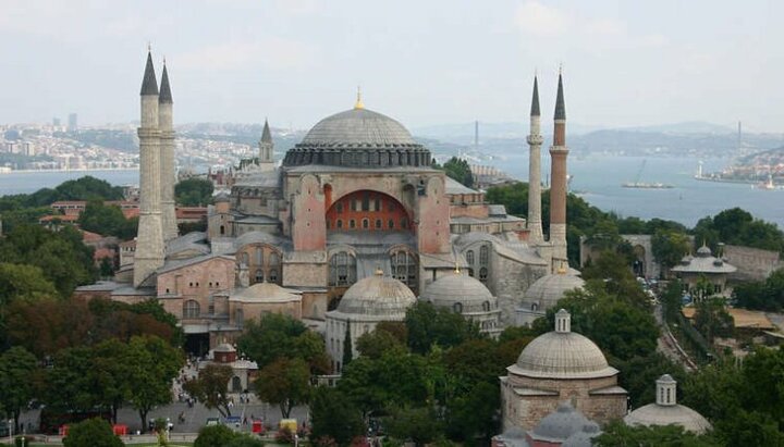Собор Святой Софии в Стамбуле. Фото: kidpassage.com
