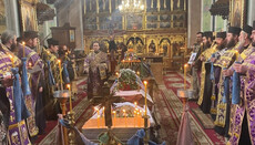 Επισκοπή Τσερνιβτσί σχολίασε το σκάνδαλο στην κηδεία του στρατιώτη του ΑΤΟ