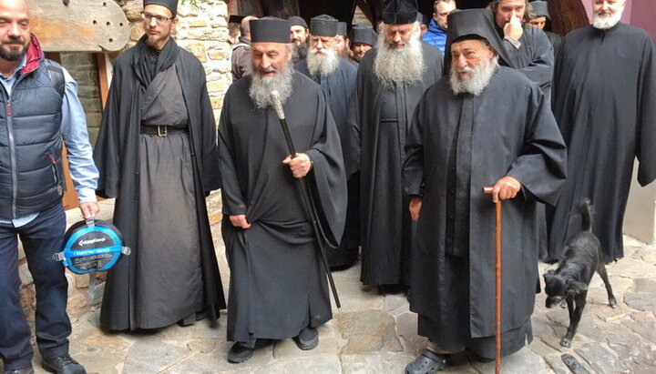 Preafericitul Mitropolit Onufrie pe Muntele Athos. Imagine: church.ua