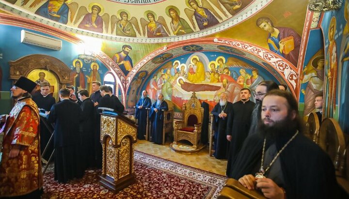 Ιερά Σύνοδος της Ουκρανικής Ορθόδοξης Εκκλησίας. Φωτογραφία: news.church.ua