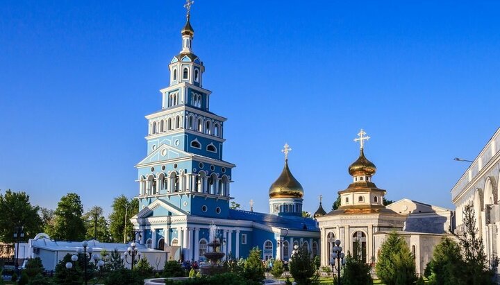 Ташкентський кафедральний собор. Фото: densegodnya.ru