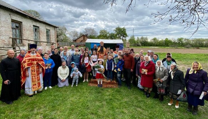 The persecuted community of the village of Bokhoniki. Photo: eparhia.vinnica.ua