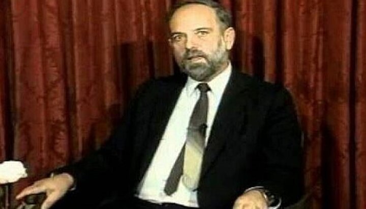 ღვთისმეტყველი და იურისტი ათანასე საკარელლოსი (1939–2021). ფოტო: orthodoxostypos.gr