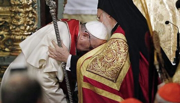 Πάπας Φραγκίσκος και Πατριάρχης Βαρθολομαίος. Φωτογραφία: pravoslavie.ru