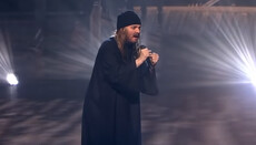 У РПЦ засудили поп-співачку, яка виконала «Золоті куполи» в образі ченця