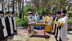 Митрополит Никодим звершив чин на заснування храму у Сєвєродонецьку