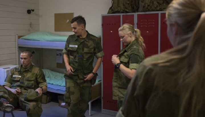 В армии Норвегии мужчины и женщины спят в одной казарме. Фото: novate.ru