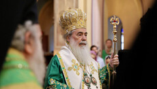 Πατρ. Θεόφιλος στο ναό Ρωσικής Εκκλησίας Ιεροσολύμων του Αγίου Πνεύματος