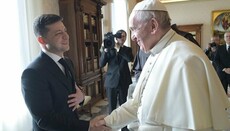 Zelenski în conversația cu papa a spus că poporul ucrainean îl așteaptă