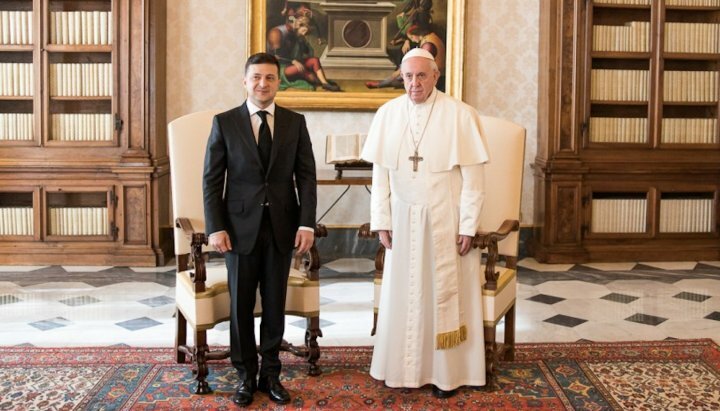 Володимир Зеленський і папа Франциск. Фото: twitter.com/ZelenskyyUa
