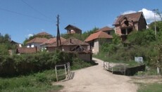 В Косове избили подростка-христианина из-за нательного креста
