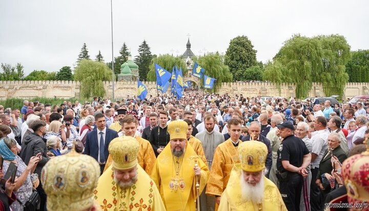 «Богослужіння» ПЦУ, присвячене річниці битви під Берестечком. Фото: pomisna.info