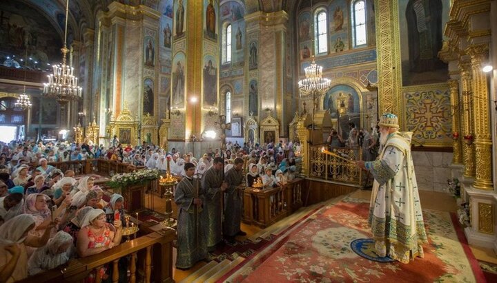 Святкова літургія в кафедральному соборі Одеси. Фото: eparhiya.od.ua