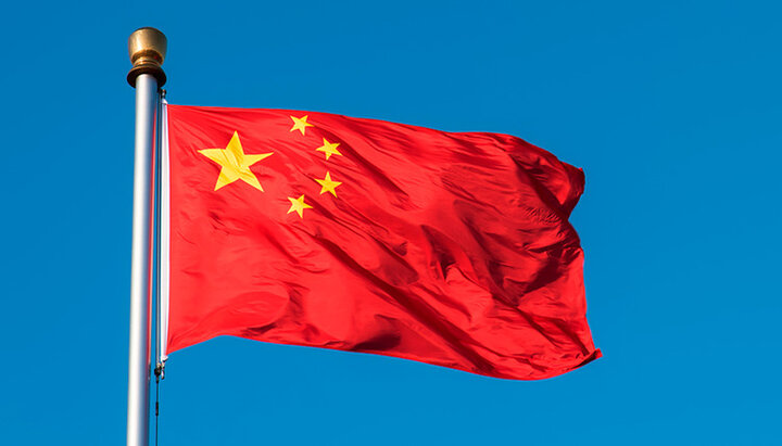 Державний прапор КНР. Фото: maximcar.ru