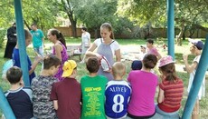 Волонтери Полтавської єпархії УПЦ відвідали дітей у психлікарні
