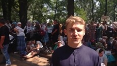 Політолог розповів про єднання з народом під час хресного ходу