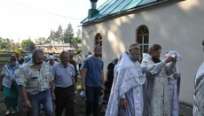 Архієпископ Феодосій освятив храм на честь святителя Миколая в с. Думанці