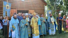 В Овручской епархии освятили храм в честь Почаевской иконы Богоматери