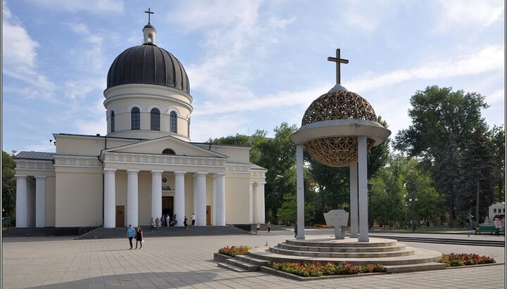 Кафедральний собор Різдва Христового в Кишиневі. Фото: sobory.ru