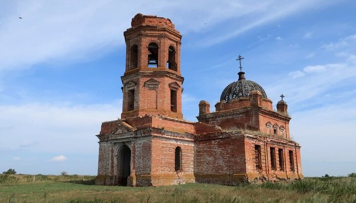 У двох храмах Татарстану організували склад і корівник. Фото: тг-канал Архітектураси