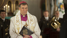 В Латвии за антипрививочную агитацию отстранили от служения священника РКЦ