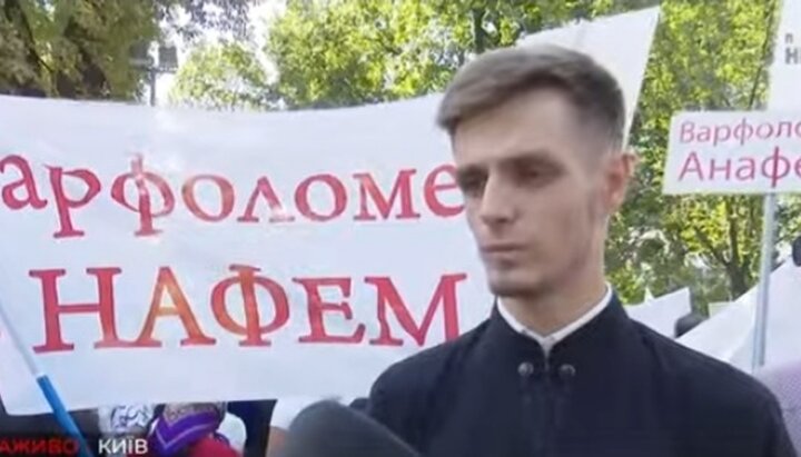 Диякон Петро з Одеської єпархії. Фото: скріншот Youtube-каналу Перший Незалежний