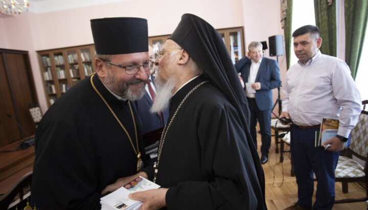 Sveatoslav Șevciuk și patriarhul Bartolomeu. Imagine: news.ugcc.ua