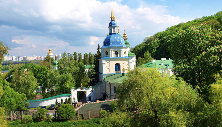 Выдубицкий монастырь, находящийся в данный момент в ведении ПЦУ. Фото: wikipedia.org