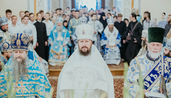 Hirotonia arhierească a arhimandritului Agaton (Opanasenko). Imagine: Pagina de Facebook a episcopului Victor (Koțaba)