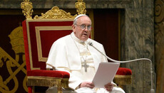 Папа Франциск спростував чутки про свою відставку