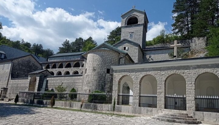 Μονή Τσέτινιε της Σερβικής Ορθόδοξης Εκκλησίας. Φωτογραφία: novosti.rs