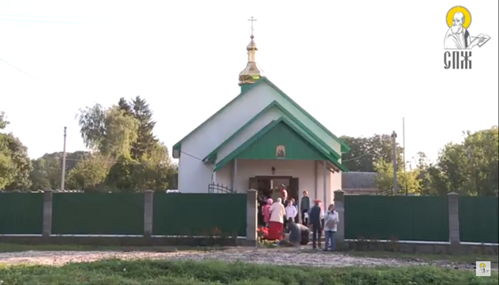 Ιερός Ναός Αγίου Παντελεήμονα της UOC στο Κατερίνοβκα. Φωτογραφία: στιγμιότυπο οθόνης του βίντεο από το κανάλι YouTube της ΕΟΔ.