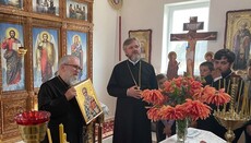 Cypriot cleric visits newly-built  churches of Nuino and Bronytsia
