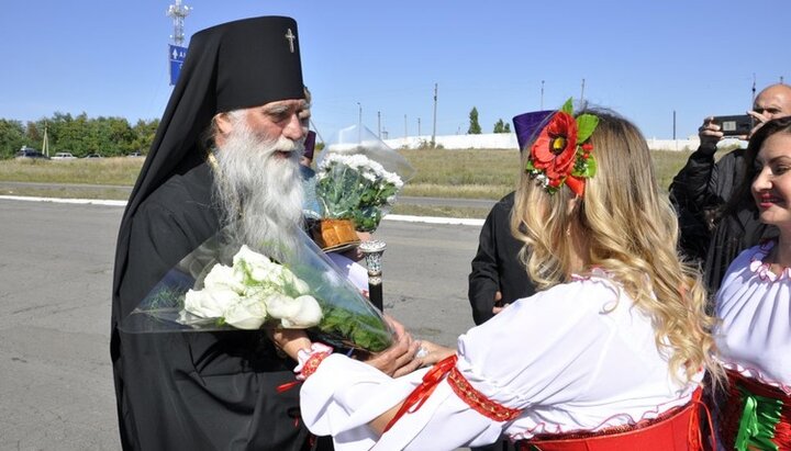 Зустріч архієпископа Аркадія в Ровеньках. Фото: rovenky-ep.org.ua